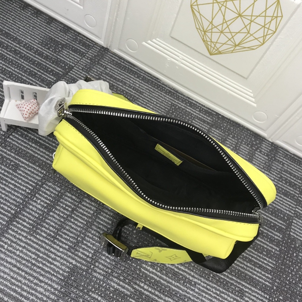 ルイヴィトンバッグ角部分ディテール